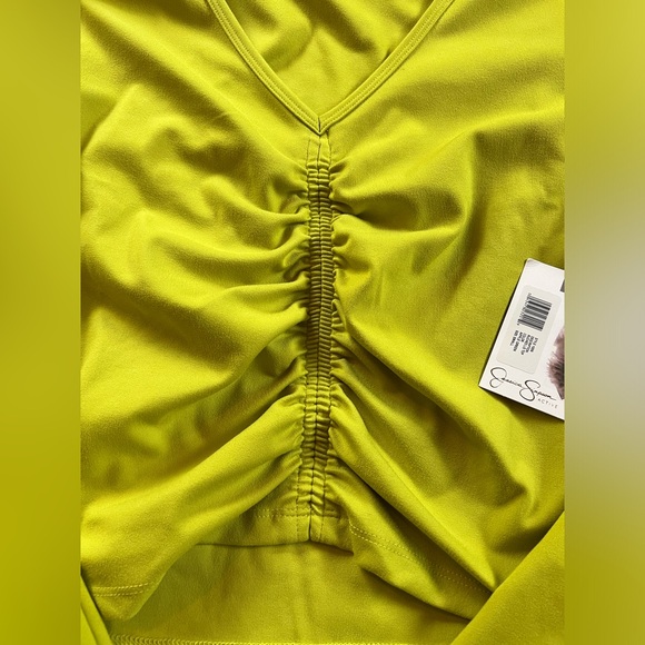 Jessica Simpson Active Ruched Crop Top - Picture 2 of 8